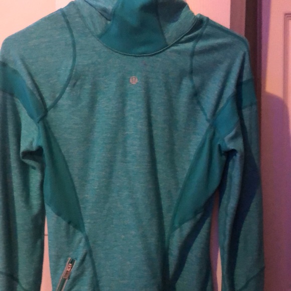 Turquoise LuluLemon Jacket - Picture 7 of 9